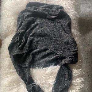 CAbi cropped pullover